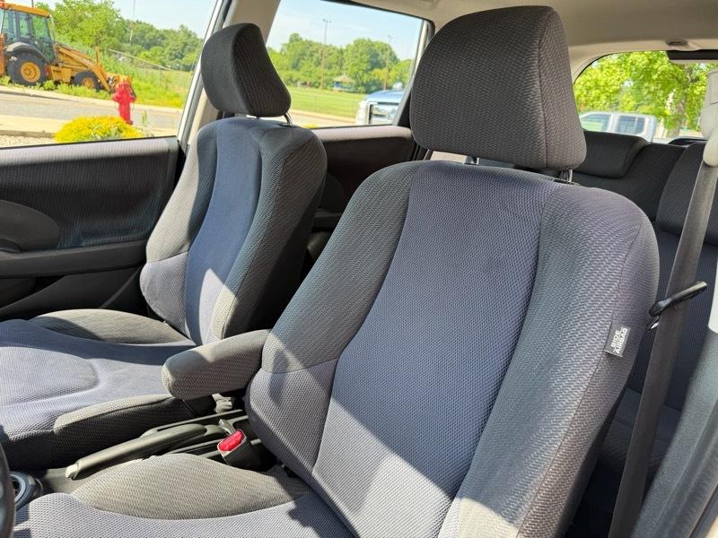 Honda Fit Sport 5-Speed AT 2012