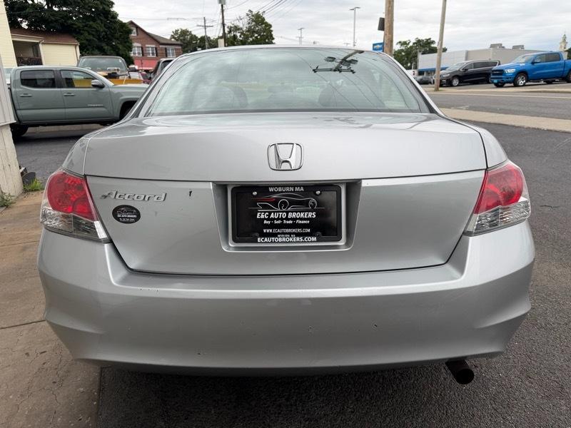 Honda Accord LX sedan AT 2010