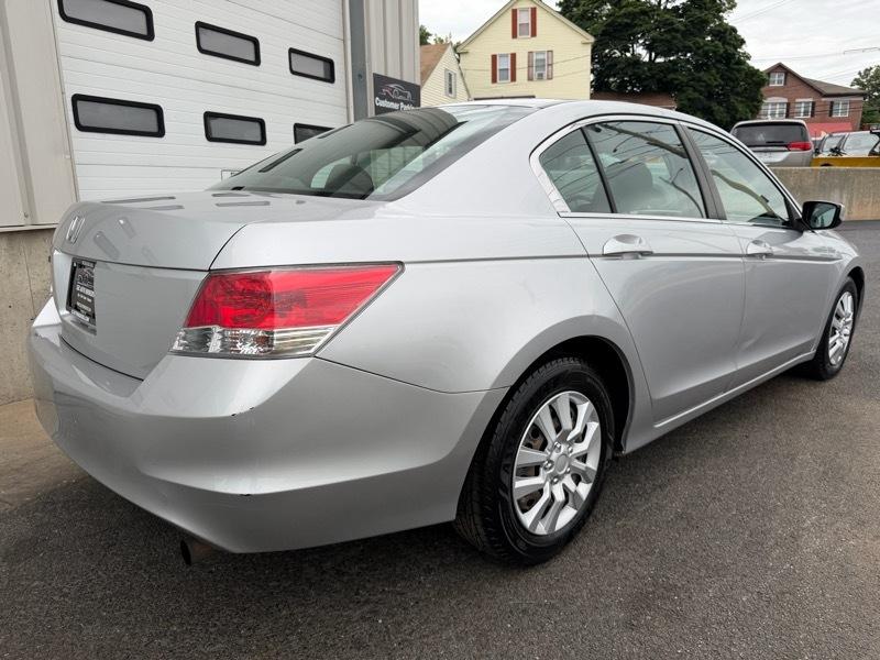 Honda Accord LX sedan AT 2010