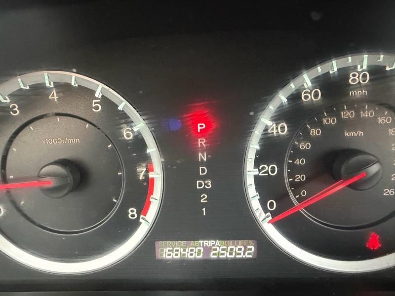 Honda Accord LX sedan AT 2010