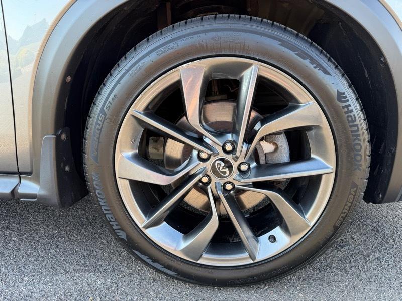 Infiniti QX50 Essential 4D SUV AWD 2019