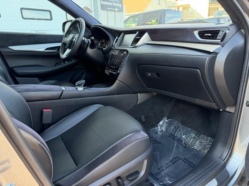 Infiniti QX50 Essential 4D SUV AWD 2019