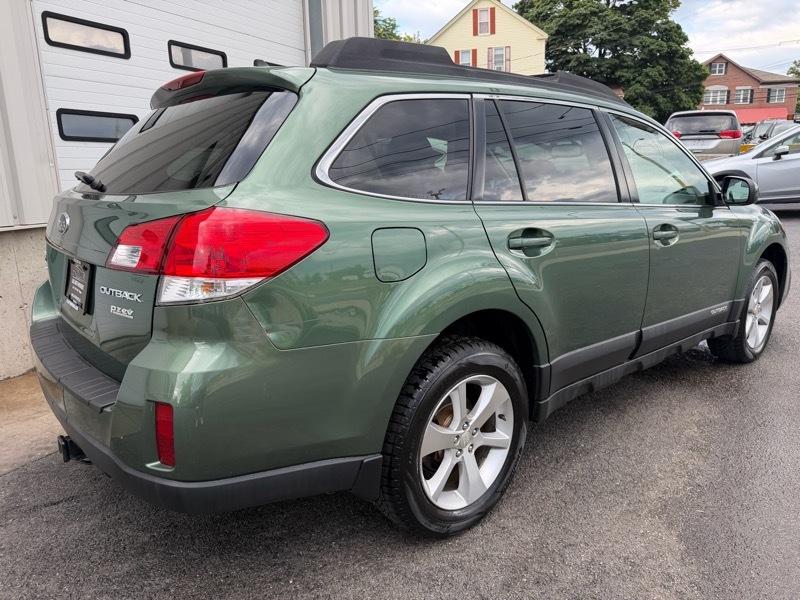 Subaru Outback 2.5i Limited 2013