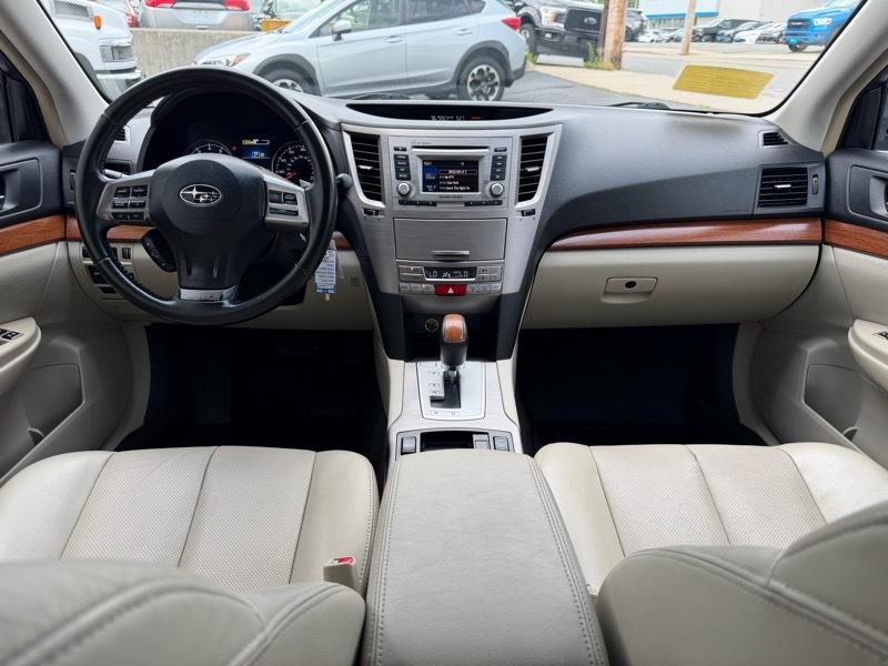 Subaru Outback 2.5i Limited 2013
