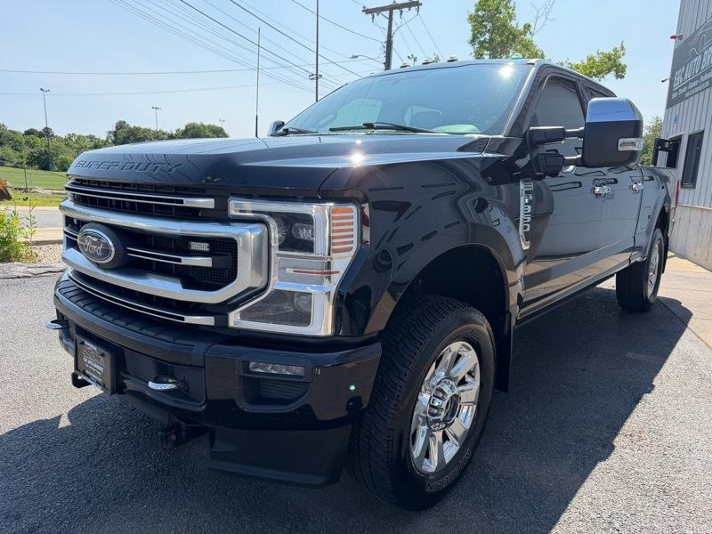 Ford F-350 SD Platinum Crew Cab 4WD 2022