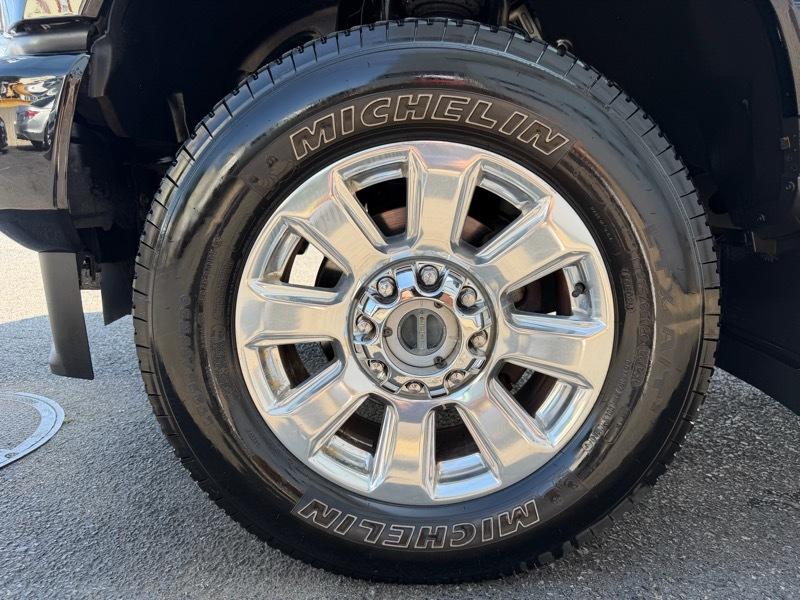 Ford F-350 SD Platinum Crew Cab 4WD 2022