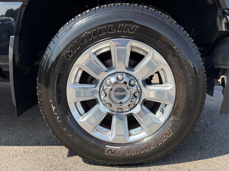 Ford F-350 SD Platinum Crew Cab 4WD 2022