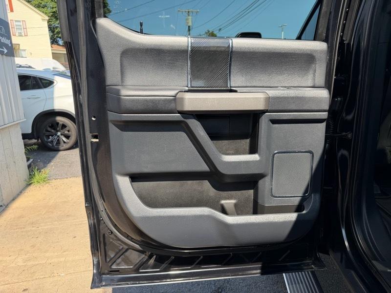Ford F-350 SD Platinum Crew Cab 4WD 2022