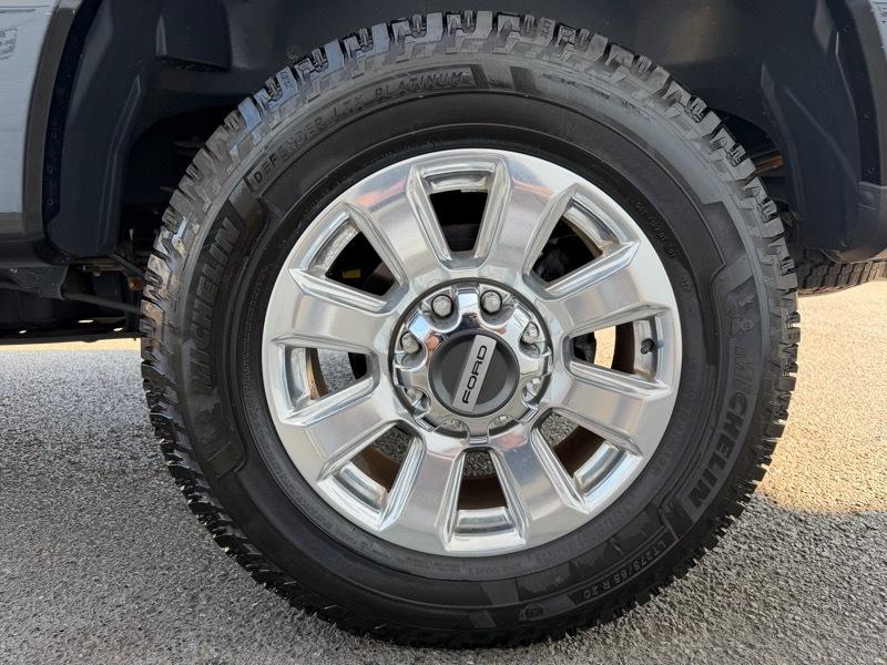 Ford F-350 SD Platinum Crew Cab 4WD 2022