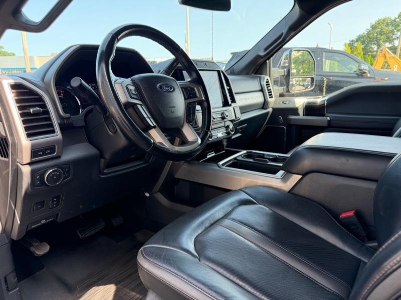 Ford F-350 SD Platinum Crew Cab 4WD 2022