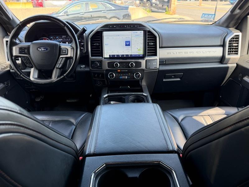Ford F-350 SD Platinum Crew Cab 4WD 2022