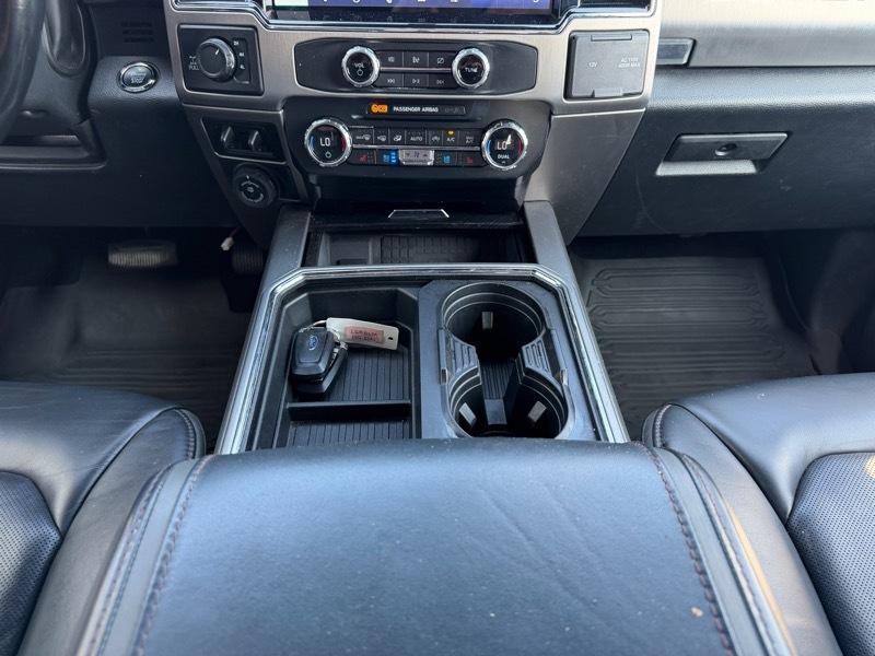 Ford F-350 SD Platinum Crew Cab 4WD 2022