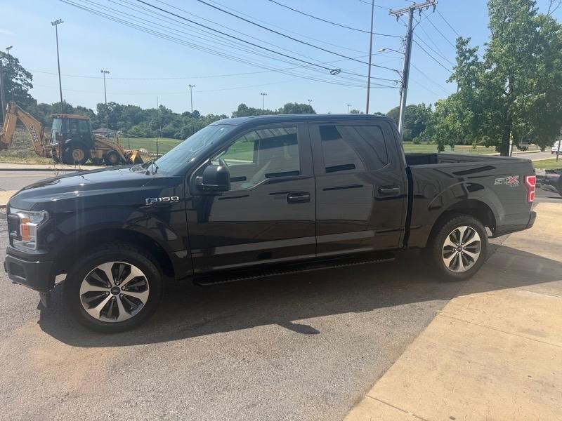 Ford F-150 4WD SuperCrew 145" STX 2019