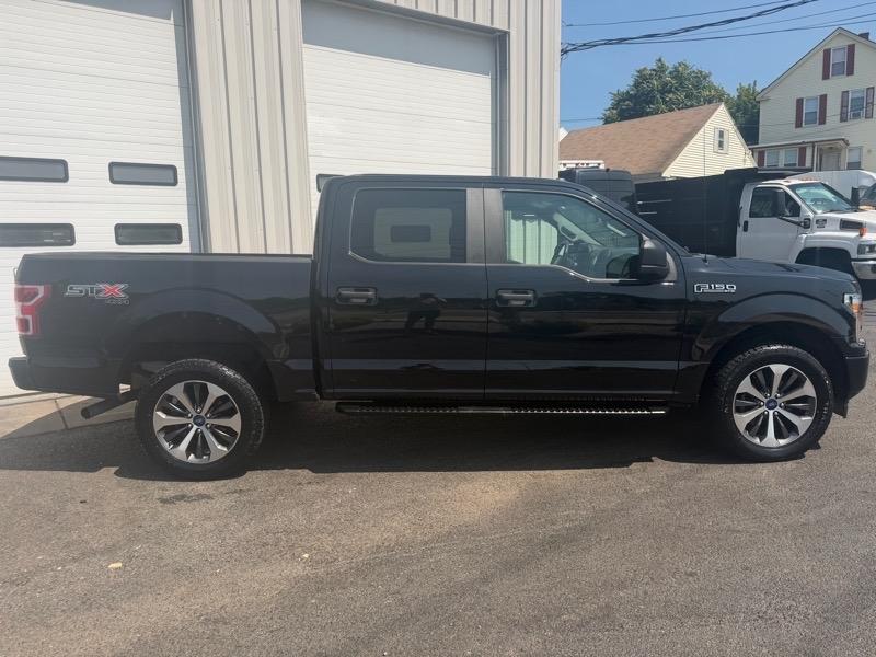 Ford F-150 4WD SuperCrew 145" STX 2019