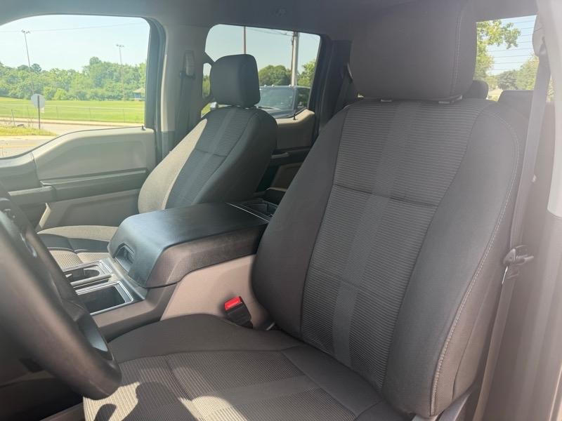 Ford F-150 4WD SuperCrew 145" STX 2019