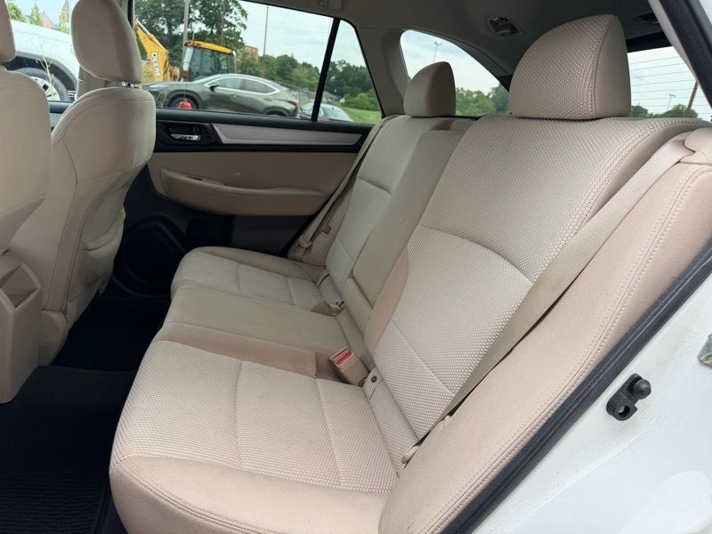Subaru Outback 2.5i Premium 2016