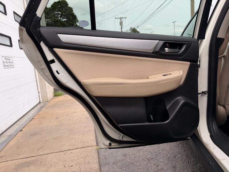 Subaru Outback 2.5i Premium 2016