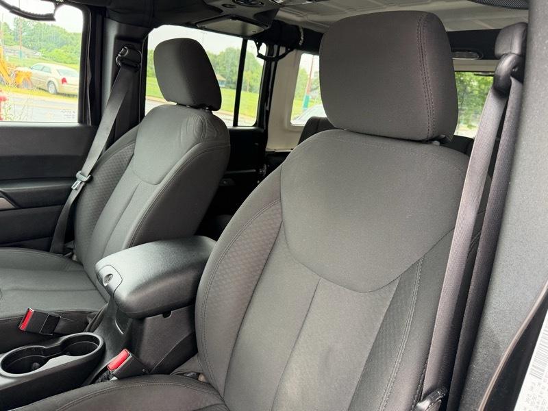 Jeep Wrangler Unlimited Sport 4WD 2016