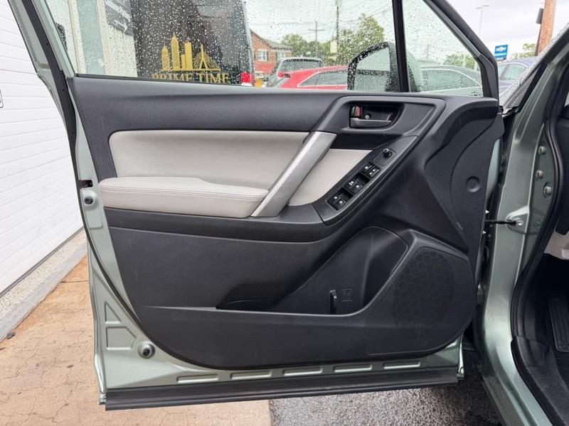 Subaru Forester 2.5i Premium 2015
