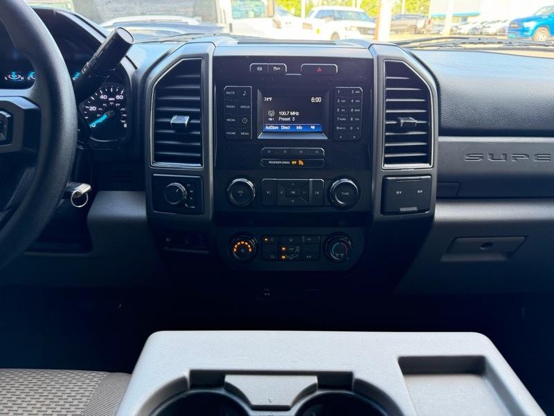 Ford F-250 SD XLT Crew Cab 4WD 2019