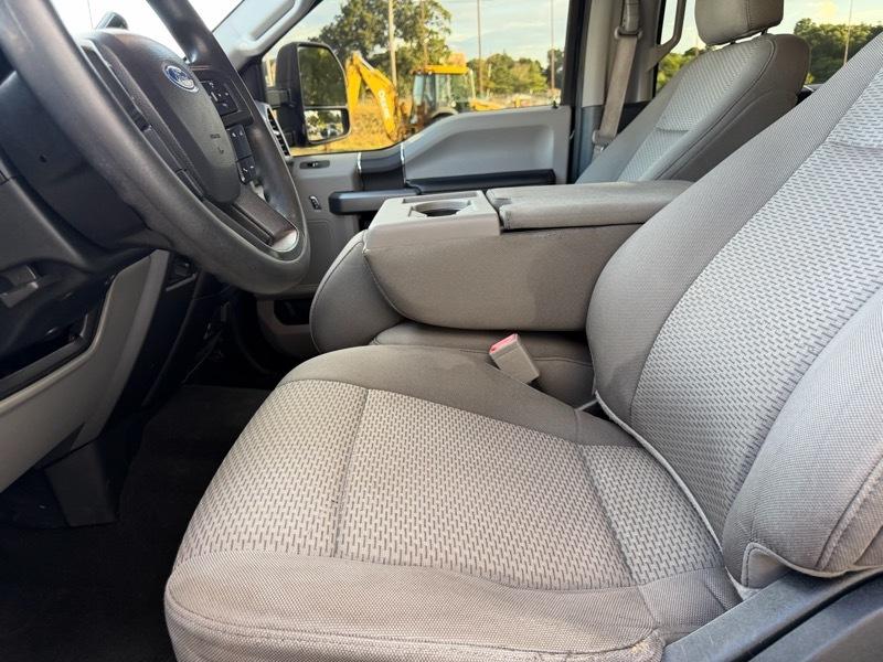 Ford F-250 SD XLT Crew Cab 4WD 2019