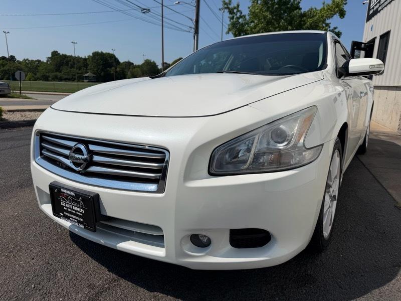 Nissan Maxima SV 2013