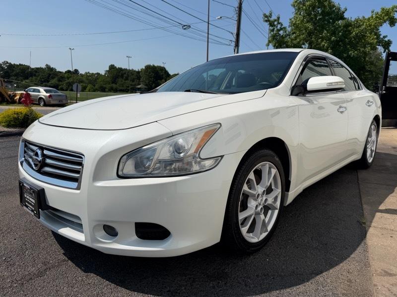 Nissan Maxima SV 2013
