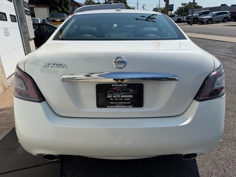 Nissan Maxima SV 2013