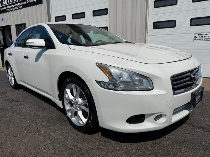 Nissan Maxima SV 2013