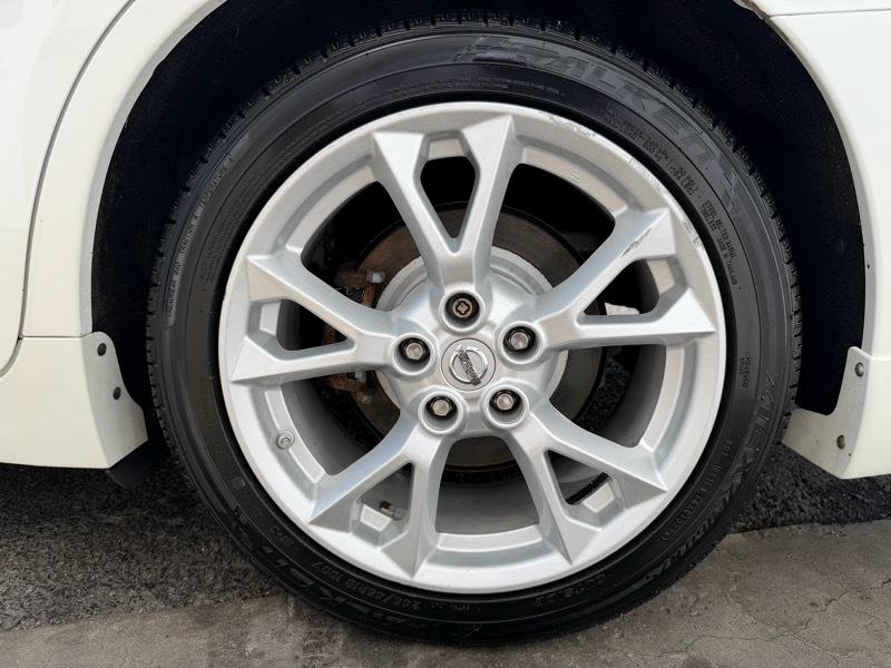 Nissan Maxima SV 2013