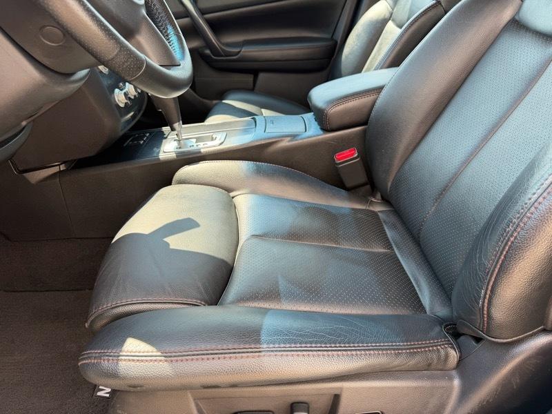 Nissan Maxima SV 2013