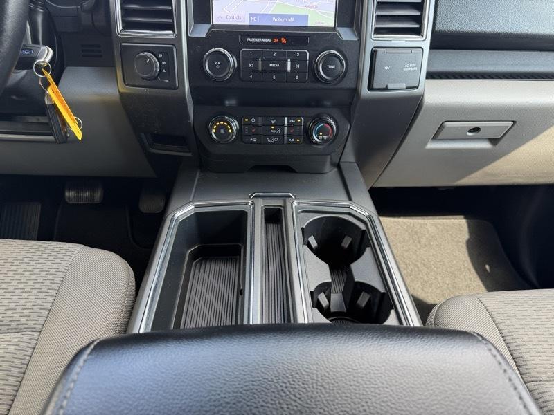 Ford F-150 XLT 4WD 2019
