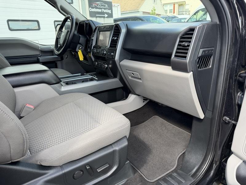 Ford F-150 XLT 4WD 2019