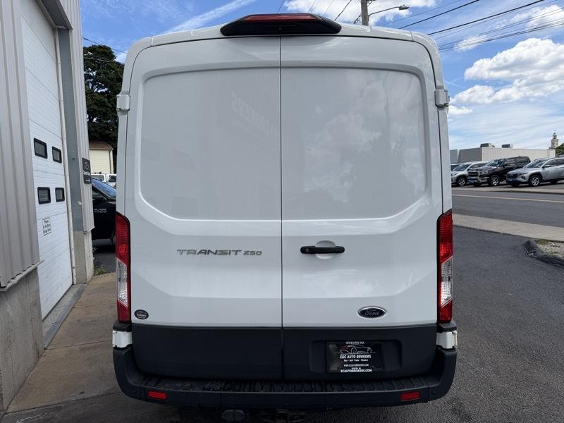 Ford Transit 250 Van 2023