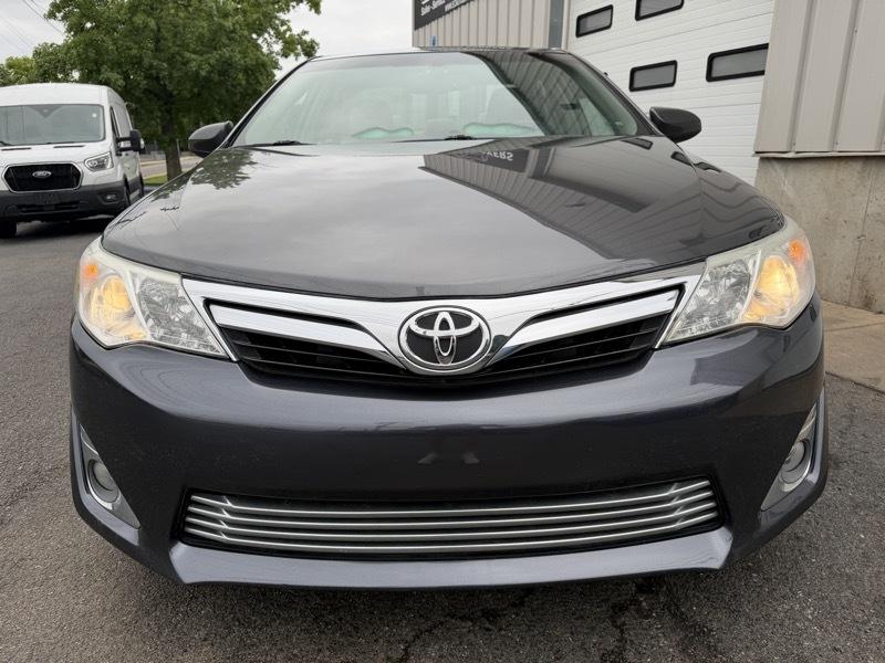 Toyota Camry XLE V6 2014