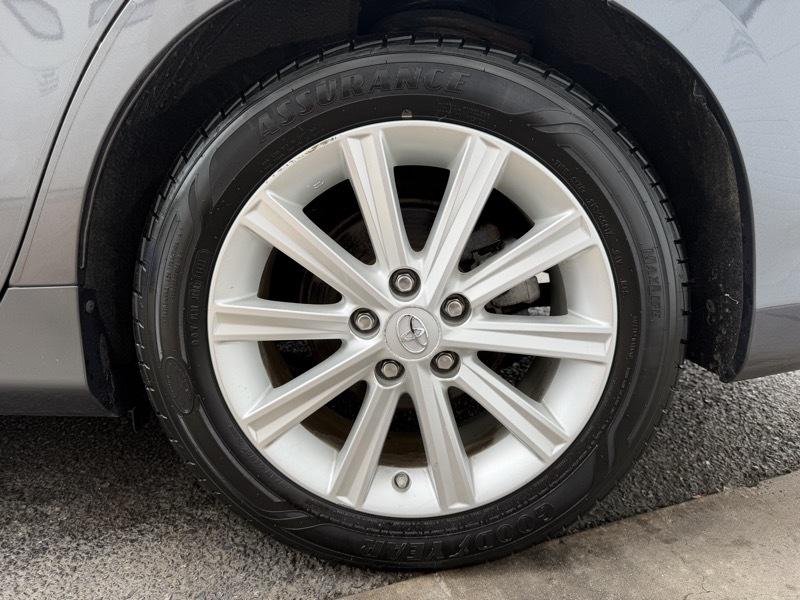 Toyota Camry XLE V6 2014