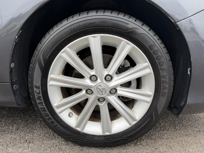 Toyota Camry XLE V6 2014