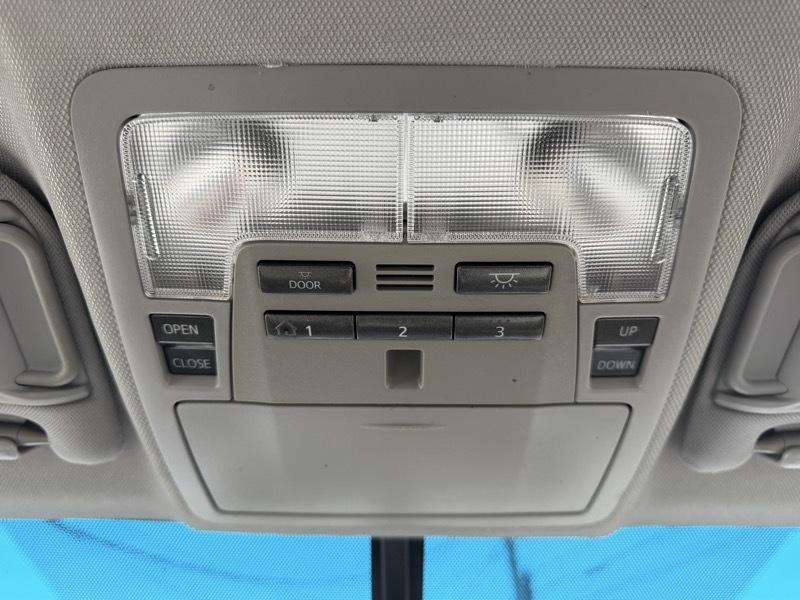 Toyota Camry XLE V6 2014