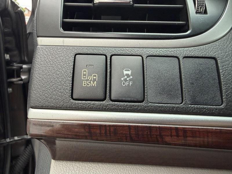 Toyota Camry XLE V6 2014