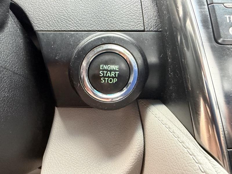Toyota Camry XLE V6 2014