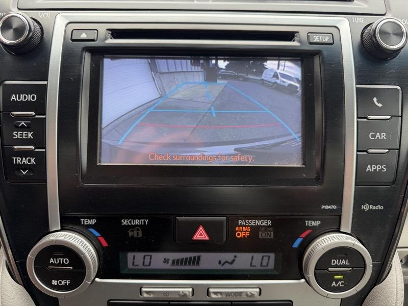 Toyota Camry XLE V6 2014