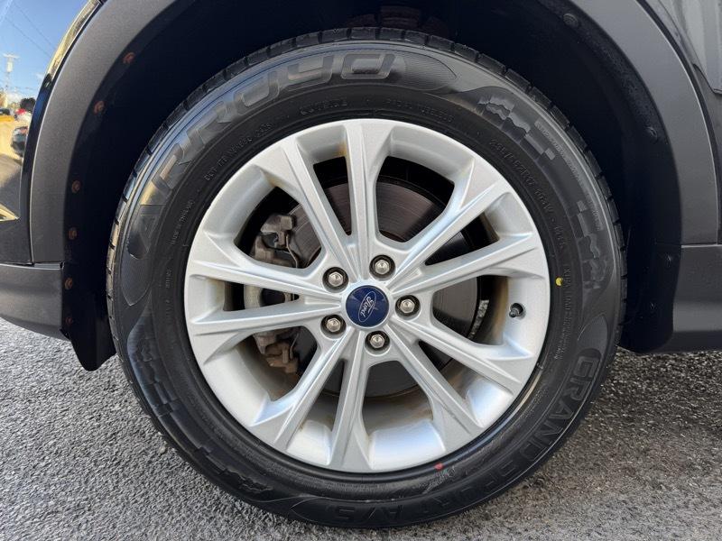 Ford Escape SEL 4WD 2018