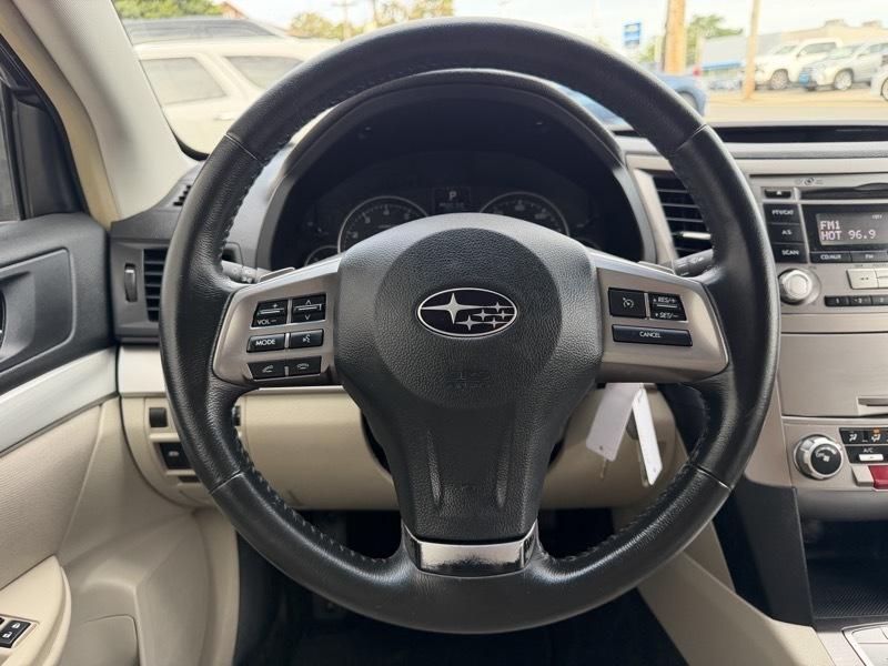 Subaru Outback 2.5i Premium 2013
