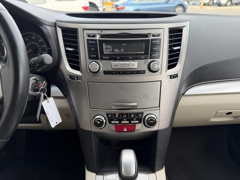 Subaru Outback 2.5i Premium 2013