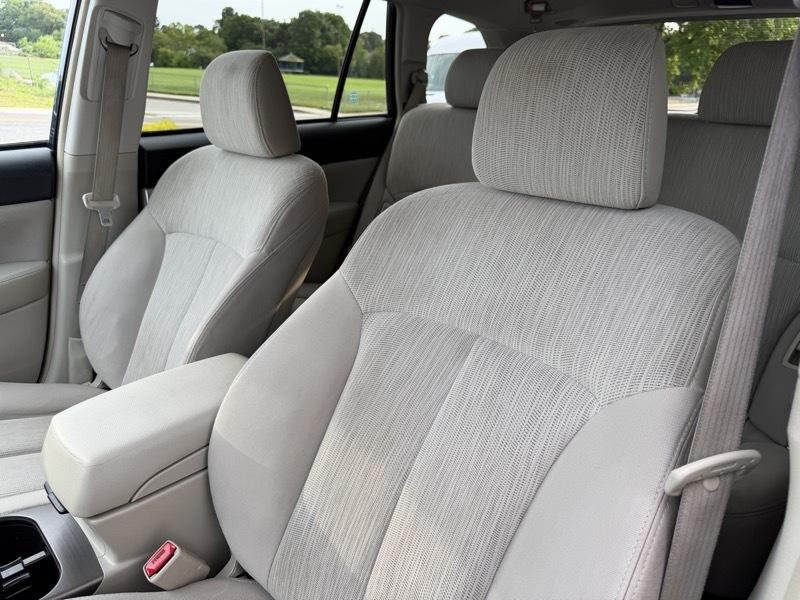 Subaru Outback 2.5i Premium 2013