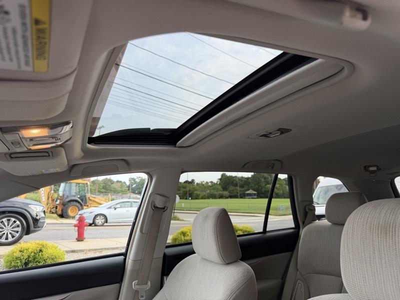 Subaru Outback 2.5i Premium 2013