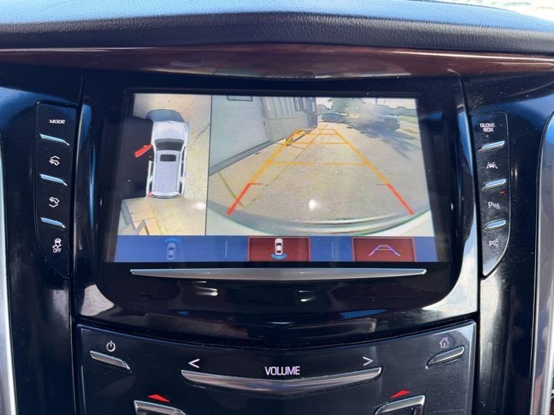 Cadillac Escalade Premium 4WD 2018
