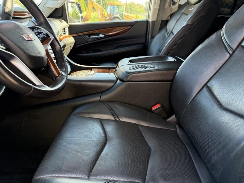 Cadillac Escalade Premium 4WD 2018