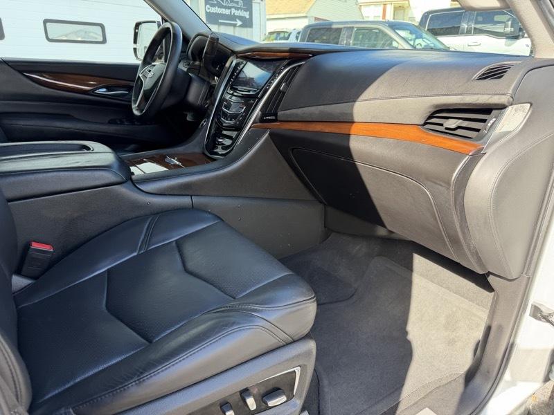Cadillac Escalade Premium 4WD 2018