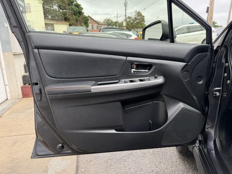 Subaru Crosstrek 2.0i Limited PZEV CVT 2016